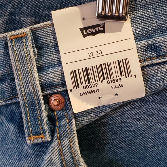 Levis 501 Jeans - Picture 2 of 4